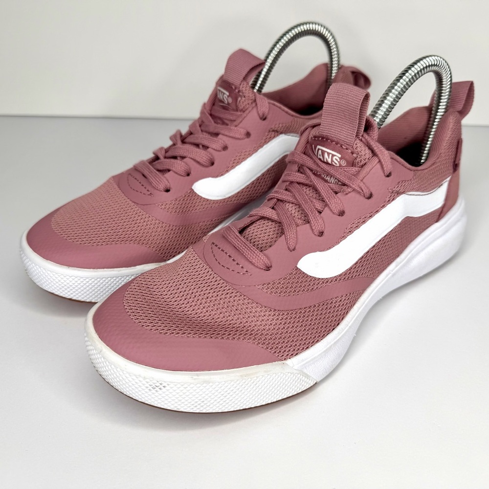 Vans Womens Size US 5.5 Ultrarange Pink Lace Up Comfort Athletic Shoes